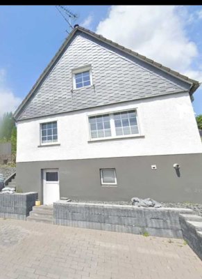 Einfamilienhaus in Remscheid Ehringhausen zu vermieten 115 qm