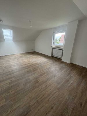 Schöne 3-Zimmer-Wohnung in der Lehmgrubensiedlung, liebevoll saniert mit Garten !
