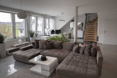 Moderne Maisonette-Wohnung mit Panoramablick