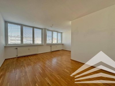 Ruhige 1 Zimmerwohnung mit Küche &amp; Domblick in bester Citylage - Nähe Landstraße