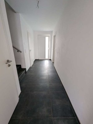 +++NEUES MODERNES REIHENECKHAUS+NEUWERTIG+4 ZIMMER+GÄSTE-WC+FBH+.U.V.M.!!!+++