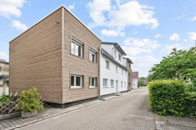 Tolle 3-Zimmer DG Wohnung in sehr zentraler Lage mit großer Dachterrasse