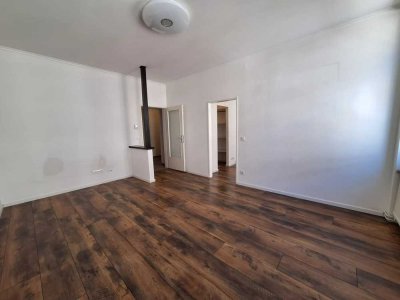 Frisch renovierte 2-Zimmer-Altbauwohnung im Östlichen Ringgebiet
