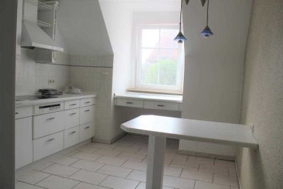 Stadtleben genießen  - Gemütlich ausgestattete DG-Wohnung mitten im Zentrums Alzey * mit EBK