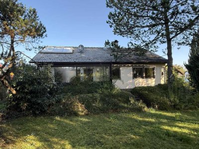 Bungalow mit herrlichem Grundstück