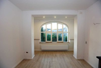 Erstbezug nach Vollsanierung | Helle 3-Zimmer-Wohnung mit Einbauküche in Innenstadtnähe | 97 m²