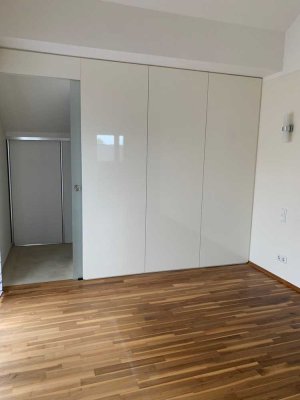 Gepflegte DG-Wohnung mit vier Zimmern sowie Balkon und EBK in Sendenhorst