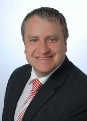 Gemütliche Wohnung mit Dachloggia & Einbauküche!