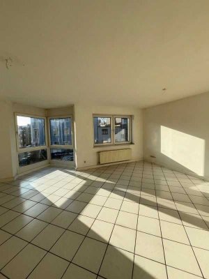 Helle 3‑Zimmer‑Wohnung mit Loggia– gut geschnitten & zentral gelegen