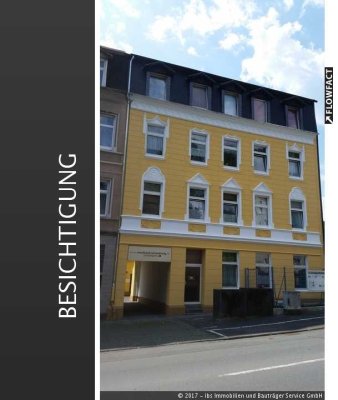 Zentrale Lage ! 3 Zi, Wohnung mit neuen Isolierglasfenstern u. Einbauküche im 3 Obergeschoss