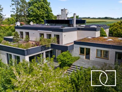 Alleinlage mit Panoramablick! Luxuriöse Architektenvilla mit 7.847 m² Grundstück und Schwimmhalle