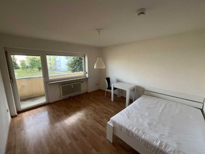 Helle 1-Zimmer-Wohnung mit Balkon ins Grüne – teilmöbliert & sofort bezugsfrei!