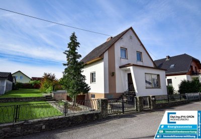 Top Sanierungsobjekt in wunderbarer Siedlungslage – Mansardenhaus auf 789 m² Traumgrund