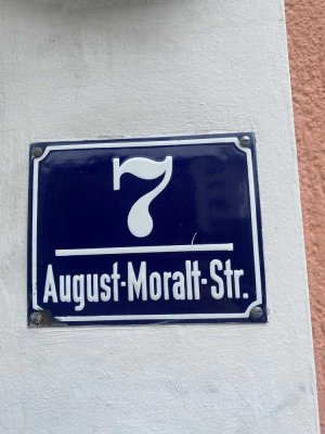 Exklusive, gepflegte 3-Zimmer-EG-Wohnung mit Balkon in Bad Tölz