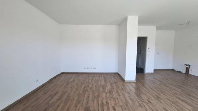Helle 3-Zimmer-Wohnung mit Balkon, Stellplatz und Top-Lage – Ihr neues Zuhause in Euratsfeld