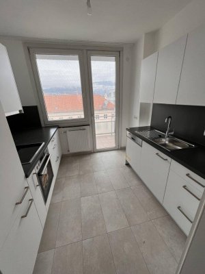 Saniert - 4. Stock - Wohnen in zentraler Lage in Villach - Moritschstraße 5-7