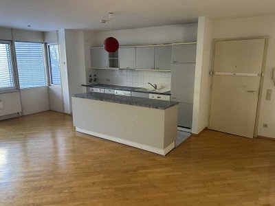 2-Zimmer Wohnung mit Balkon in Heidelberg-Neuenheim