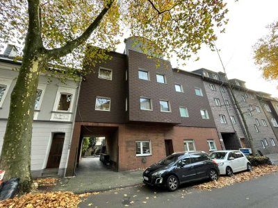 Saniertes Acht - Familienhaus in Duisburg Alt - Hamborn zu verkaufen