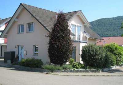 *Hochwertig und top gepflegt* Freistehendes Einfamilienhaus in einem gehobenen Wohngebiet