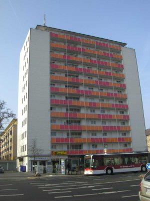 Helle 2 Zi-Whg. mit Balkon in der 7. Etage