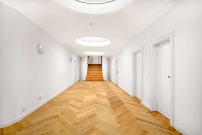 Penthouse Highlight über den Dächern Schwabings. Souveräne Großzügigkeit trifft urbanen Freiraum.