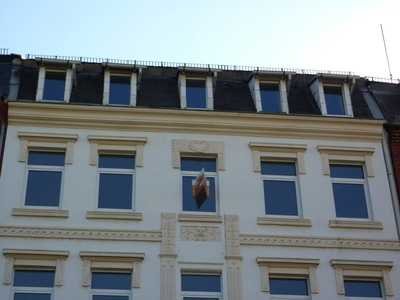 Helle 3-Raum Wohnung mit 86 m2 Wohnfläche im zentraler Lage von Plauen!