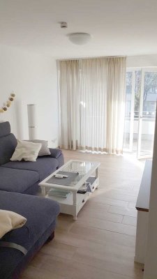 Helle und moderne 2ZKB Wohnung mit Südwest-Loggia