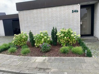 Wunderschöne Bungalow Wohnung mit riesiger Terrasse in ruhiger Zentraler Lage