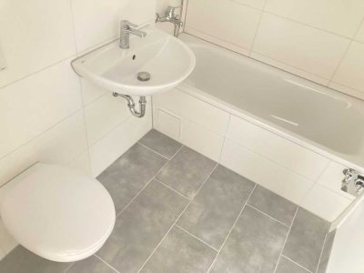 EIN ZIMMER IM KANNENSTIEG!
