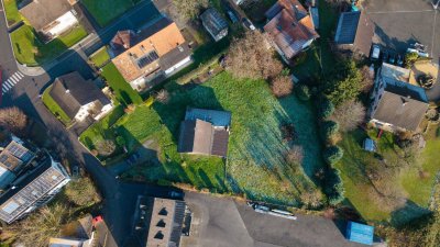 Neubau: Doppelhaushälfte in zentraler Lage in HÖCHST