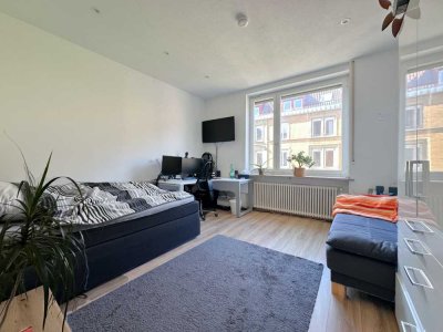 OPTIMAL FÜR STUDENTEN ODER PENDLER - TOP ZENTRAL, SANIERT, MIT AUFZUG (frei ab 01.08.2026)