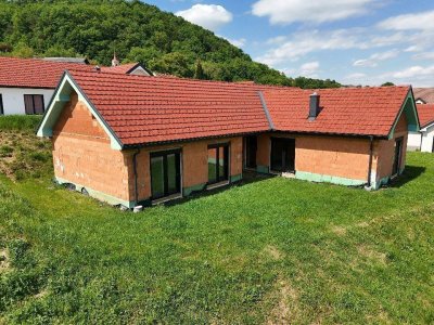 Privatverkauf! Belagsfertiger Bungalow Gleichenberg/Nähe
