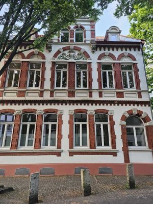 Charmante Dachgeschosswohnung im sanierten Altbau