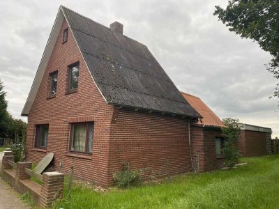 Drochtersen Wohntraum: Zweifamilienhaus mit viel Platz im Grünen!