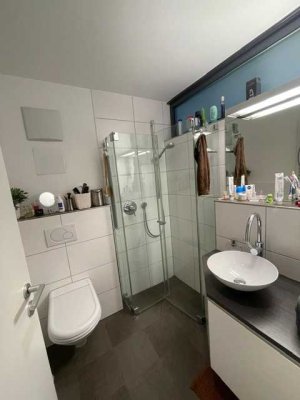 Luxuriöse 2-Zimmer-Wohnung im 3. OG mit Balkon in Konstanz