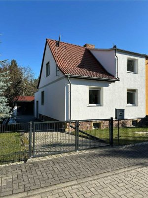 Schöne DHH in guter Wohnlage mit gepflegtem Grundstück und zeitnah beziehbar