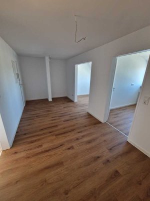 Attraktive 4-Zimmer-Dachgeschosswohnung mit Balkon in Gerbrunn