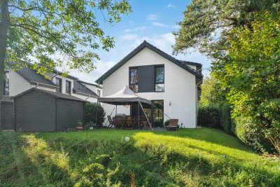 Energieeffiziente Doppelhaushälfte in grüner Lage von Altwarmbüchen