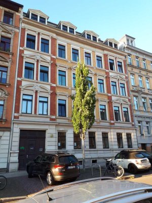 Dachgeschosswohnung mit Blick über die Südvorstadt