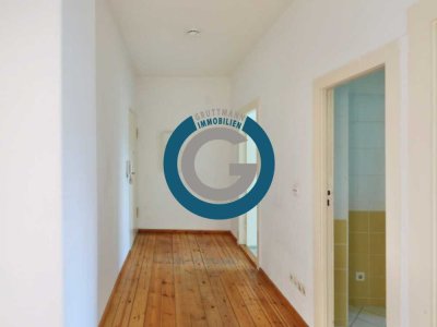SOLIDES BAUJAHR & GUTE RAUMAUFTEILUNG - SCHÖNE HOLZDIELEN & SÜD-BALKON - RUHIG & DENNOCH ZENTRAL