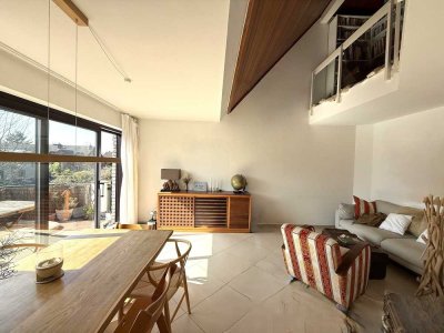 Maisonettewohnung mit Galeriegeschoss und großem Balkon in Müngersdorf
