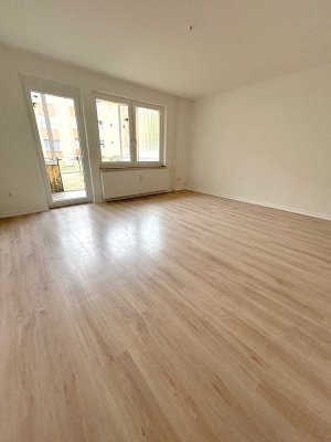Lichtdurchflutete 3 Zimmer Wohnung
