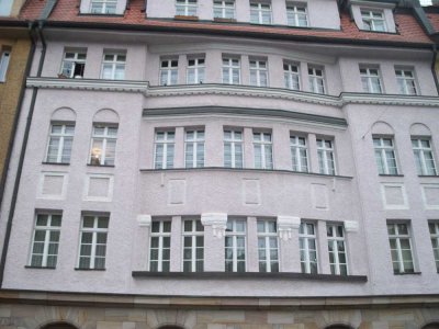Helle, aufwendig mit Stuck sanierte 2-Zi-Whg. mit Balkon u. EBK in Jugendstilhaus (Fürth, Südstadt)
