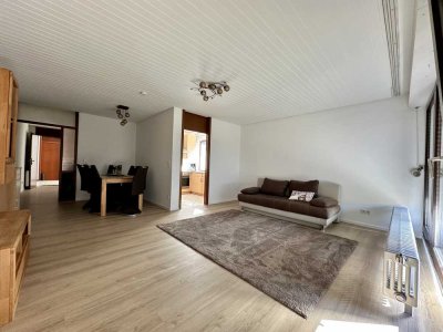 Helle 2-Zimmer-Wohnung mit Balkon in zentraler Lage in Böblingen