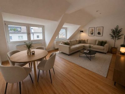 Helle Dachgeschosswohnung mit modernem Wohnkomfort