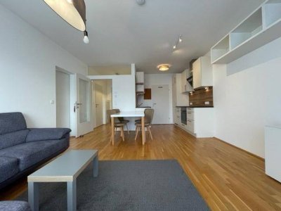 Hochwertige 2-Zimmer-Wohnung mit Terrasse, Loggia, Eigengarten &amp; Einzelgarage
