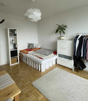 Möbliertes Apartment im Zentrum von Leipzig (August bis Oktober)