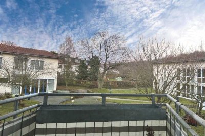 Betreutes Wohnen am Wald! Freie 2-Zi.Whg. mit Balkon, EBK, gem. Räume, Stellplatz, Erbbau