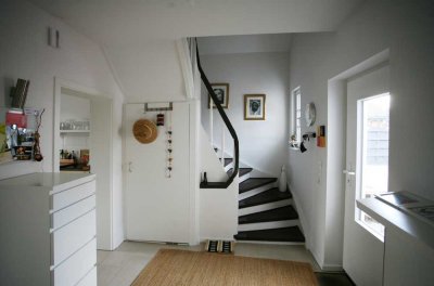Maisonette-Wohnung in saniertem Denkmal in Köln-Meschenich