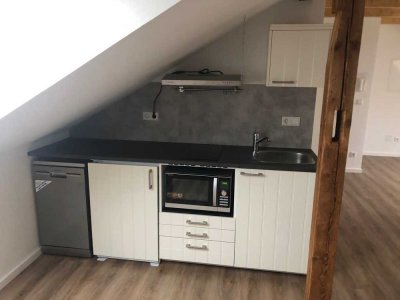 schöne Dachgeschoßwohnung